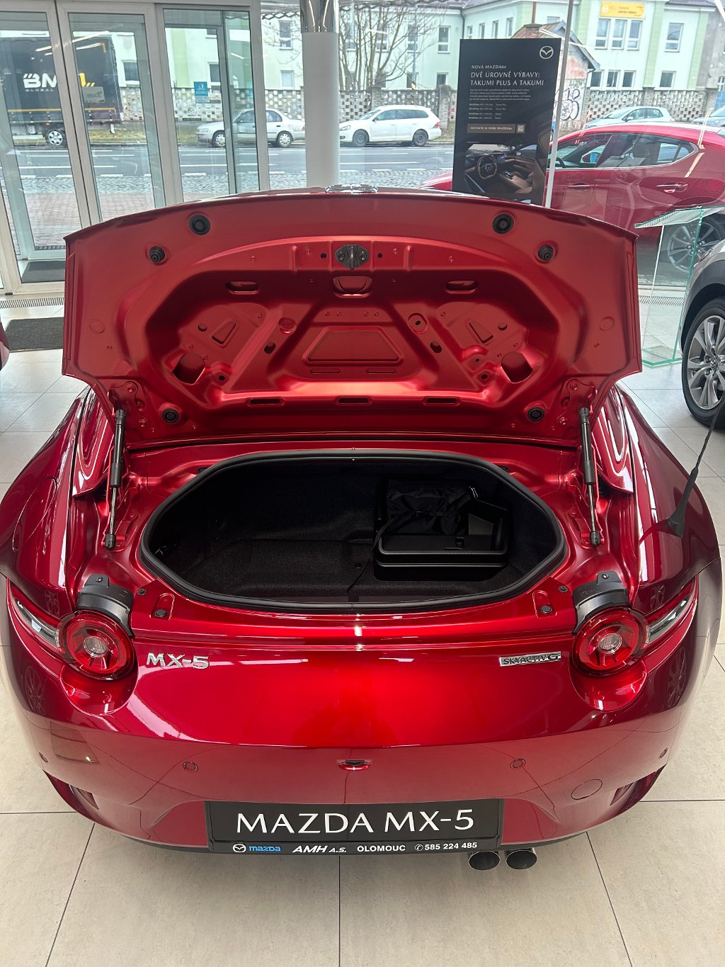 Mazda MX-5