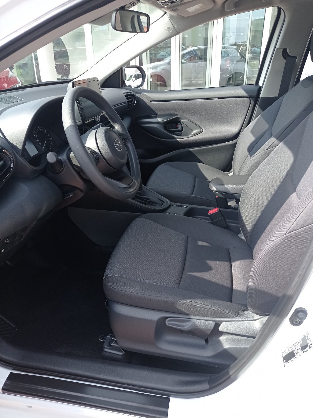 Mazda 2 Hybrid