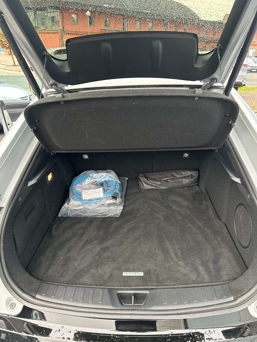 Mazda 6e