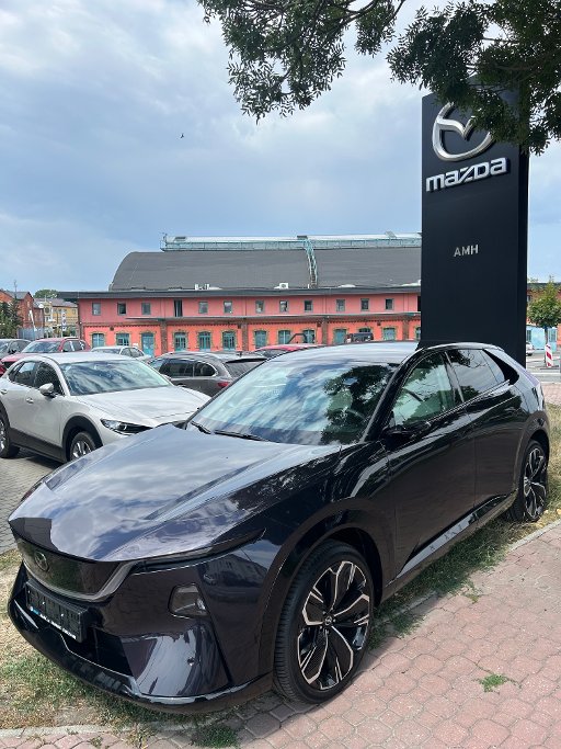 Mazda CX-6e