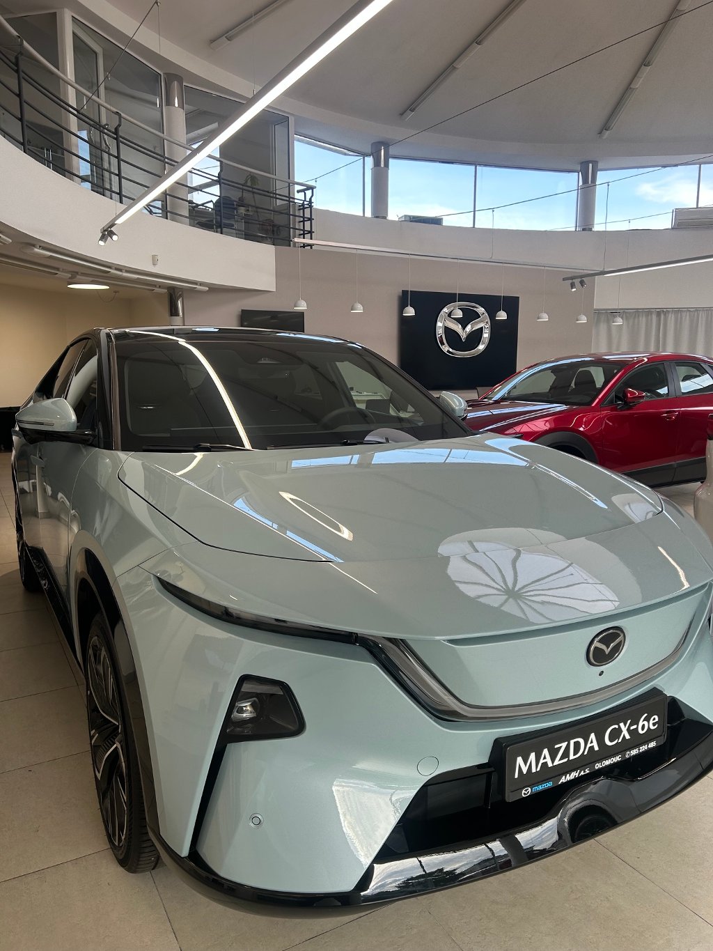 Mazda CX-6e